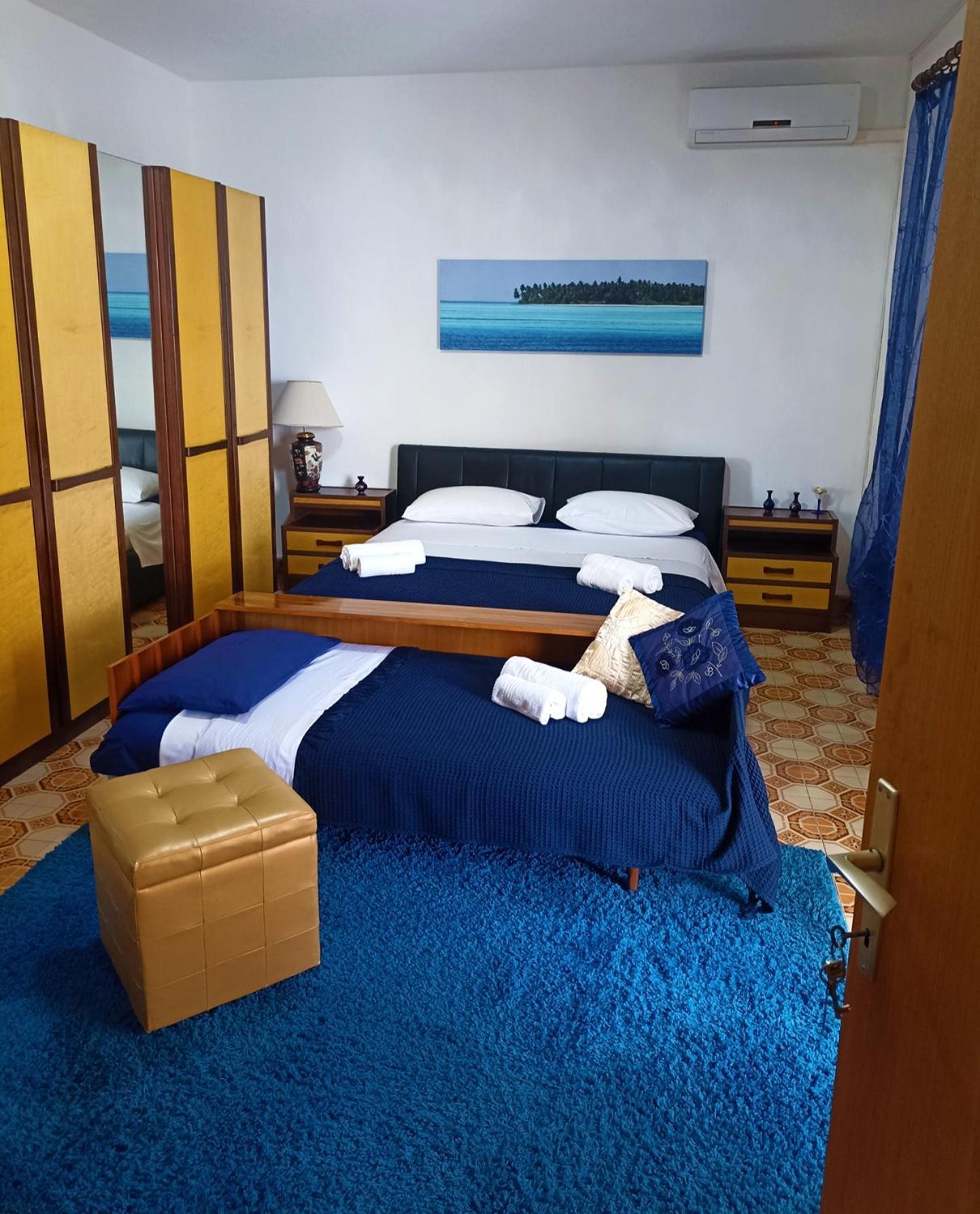 Apartments Villa Laura 普拉 外观 照片